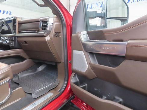 Used 2024 Ford F250 King Ranch image 30