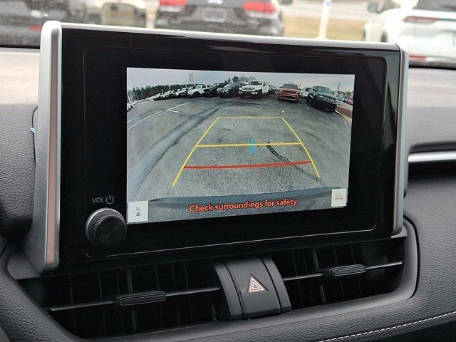 Used 2023 Toyota RAV4 LE FWD image 21