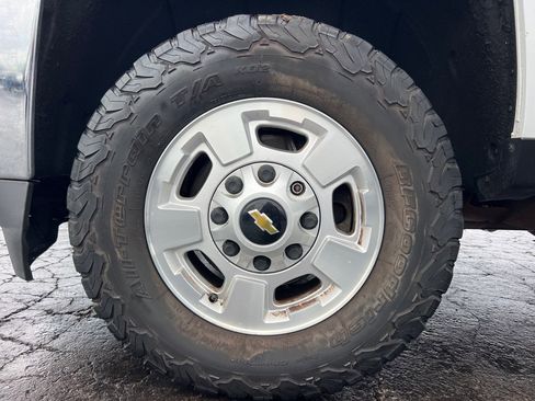 Used 2018 Chevrolet Silverado 2500 LT w/ LT Fleet Convenience Package image 35