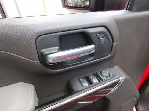 Used 2023 Chevrolet Silverado 2500 LT AWD/4WD image 21