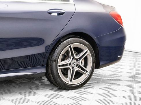 Used 2019 Mercedes-Benz C 300 4MATIC Sedan image 31