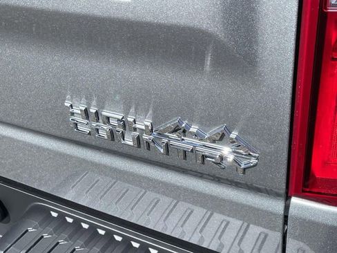 New 2026 Chevrolet Silverado 1500 High Country w/ High Country Premium Package AWD/4WD image 10