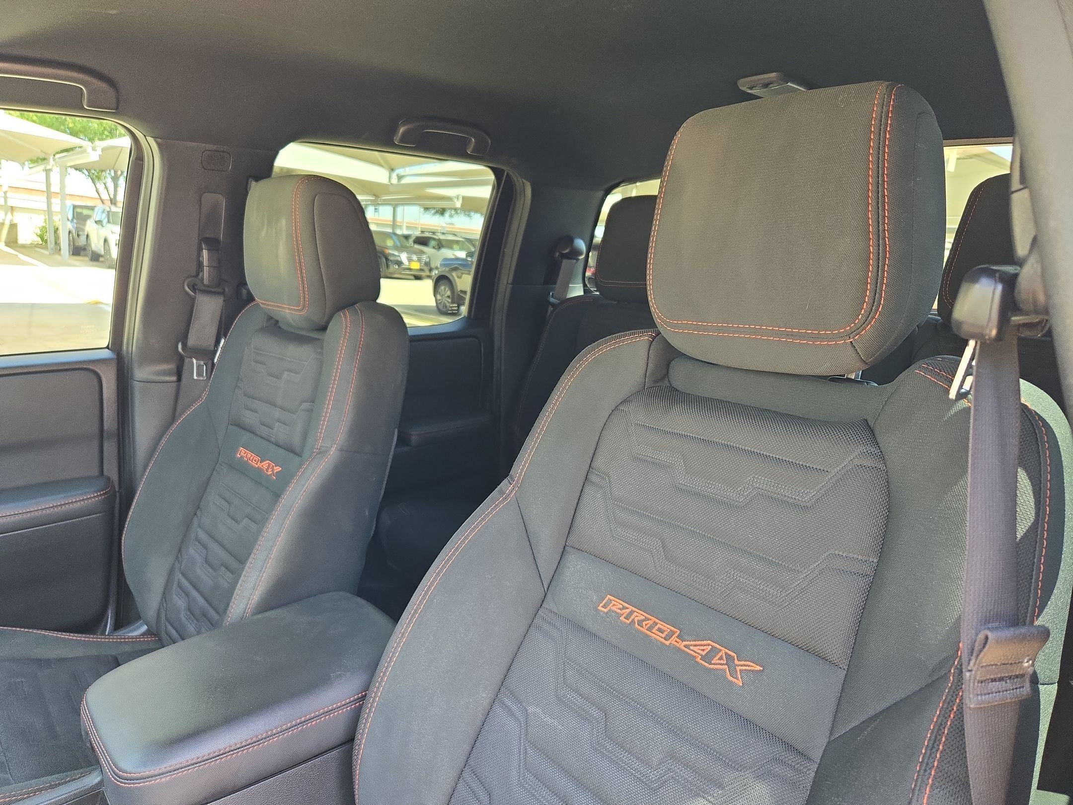 Used 2024 Nissan Frontier PRO-4X w/ Pro Convenience Package AWD/4WD image 9