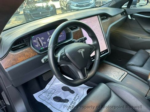 Used 2020 Tesla Model S Long Range Plus image 15