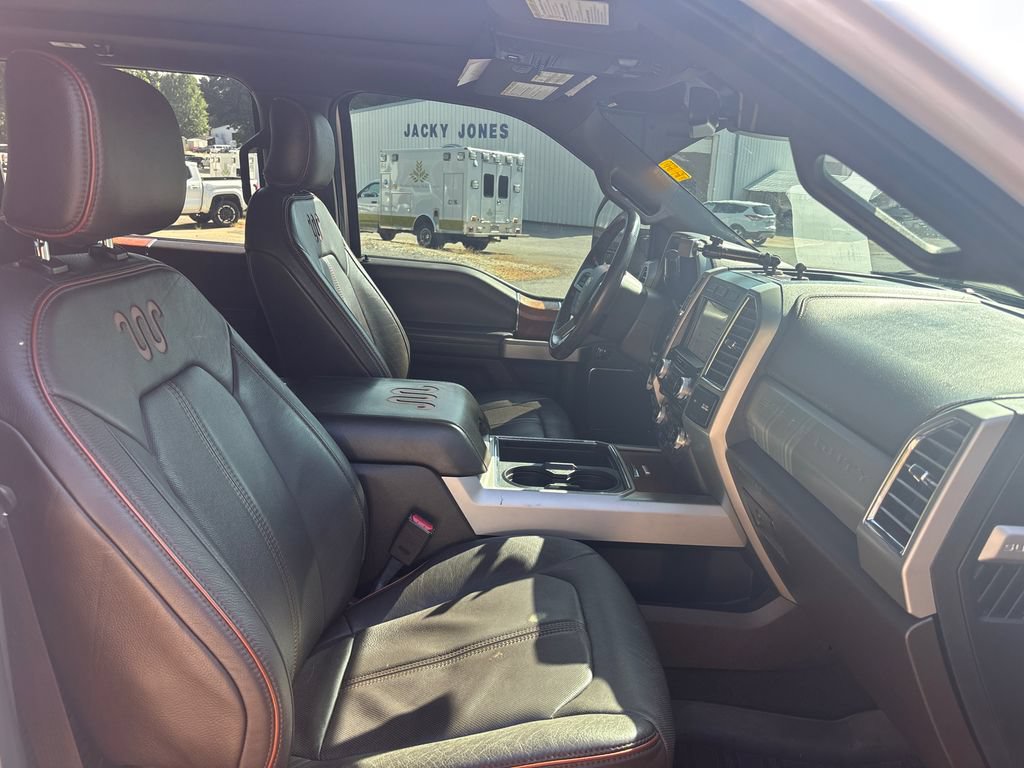 Used 2017 Ford F250 King Ranch w/ King Ranch Ultimate Package AWD/4WD image 12