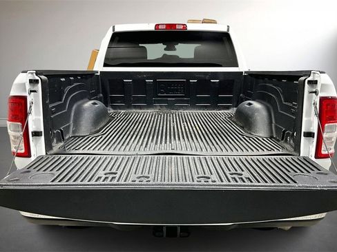 Used 2022 RAM 2500 Big Horn image 7