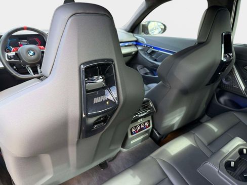 Used 2025 BMW M5 AWD w/ Carbon Package image 27