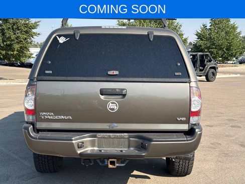 Used 2012 Toyota Tacoma 4x4 Double Cab w/ TRD Sport Upgrade Pkg image 5