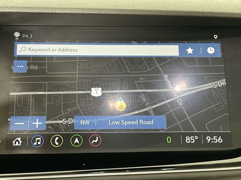 Used 2022 Buick Envision Avenir w/ Technology Package II image 22