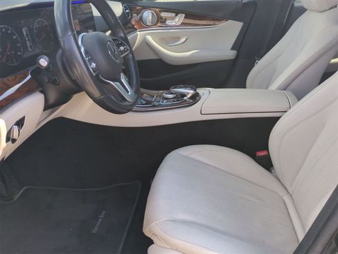 Used 2020 Mercedes-Benz E 350 Sedan image 16