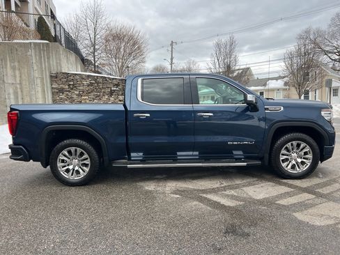 Used 2022 GMC Sierra 1500 Denali w/ Technology Package image 6