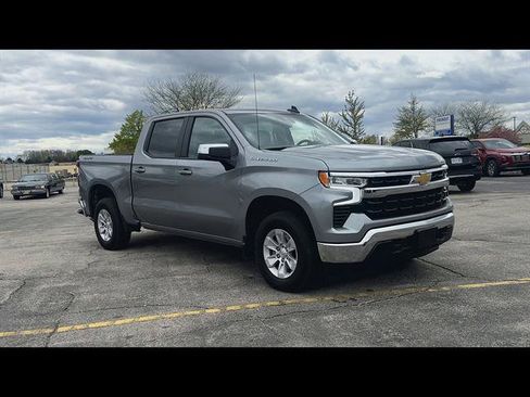 Certified 2025 Chevrolet Silverado 1500 LT AWD/4WD image 24