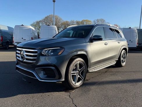 New 2026 Mercedes-Benz GLS 450 4MATIC image 3