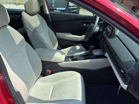 Used 2024 Honda Accord EX image 17