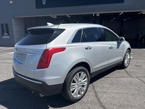 Used 2019 Cadillac XT5 Premium Luxury image 5