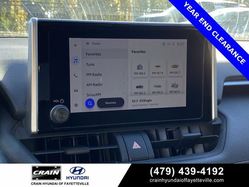 Used 2023 Toyota RAV4 XLE image 16