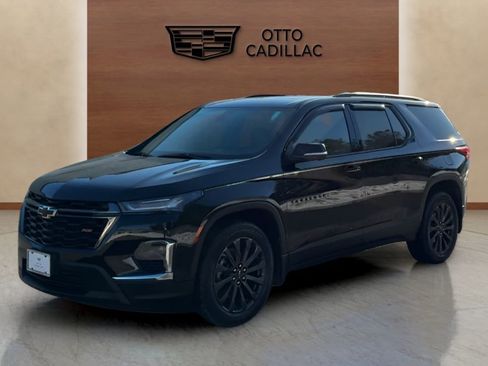 Used 2023 Chevrolet Traverse RS w/ LPO, Floor Liner Package image 1