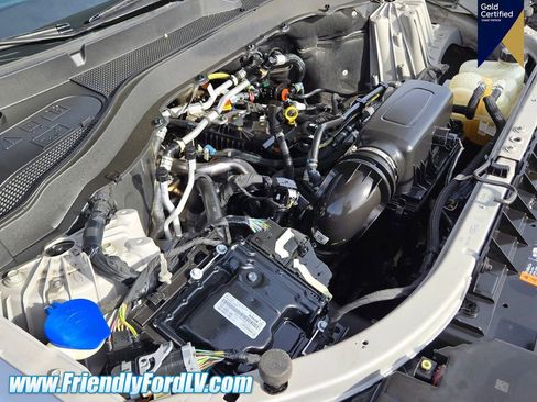 Certified 2022 Ford Explorer XLT image 17