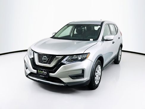 Used 2020 Nissan Rogue S FWD image 3