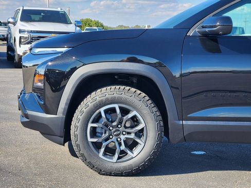 New 2026 Chevrolet Equinox ACTIV w/ Convenience Package III image 6