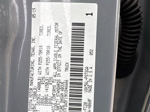Used 2019 Toyota Tundra SR5 w/ SR5 Upgrade Package image 27