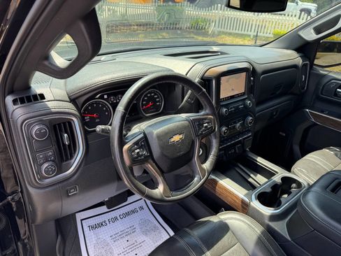 Used 2020 Chevrolet Silverado 1500 High Country w/ Safety Package II RWD image 17