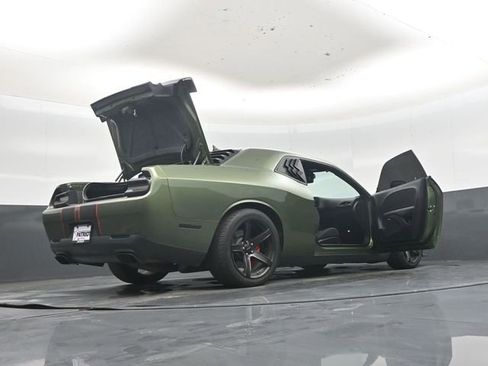 Used 2022 Dodge Challenger SRT Hellcat RWD image 51