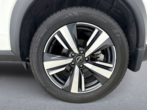 Used 2023 Nissan Rogue SL w/ SL Premium Package AWD/4WD image 22