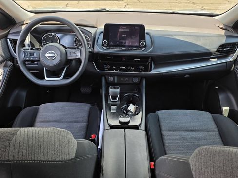 Used 2023 Nissan Rogue SV AWD/4WD image 10