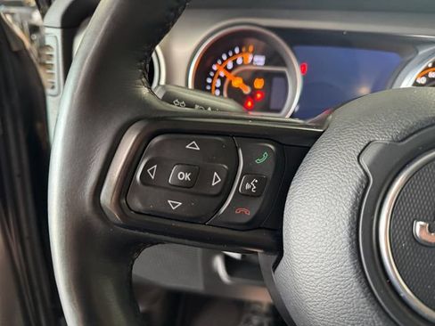Used 2018 Jeep Wrangler Unlimited Sport S AWD/4WD image 22