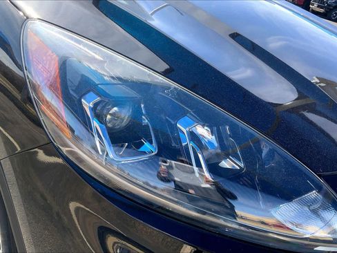 Used 2022 Ford Escape SEL w/ Technology Package image 28