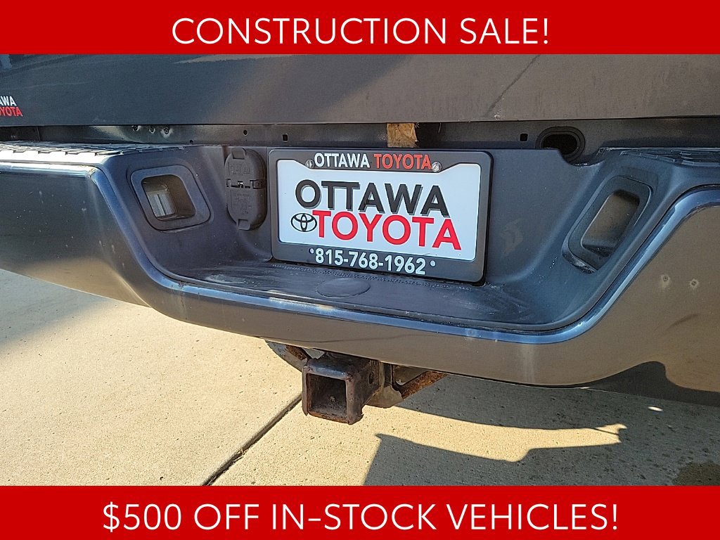 Used 2017 RAM 1500 Express AWD/4WD image 15