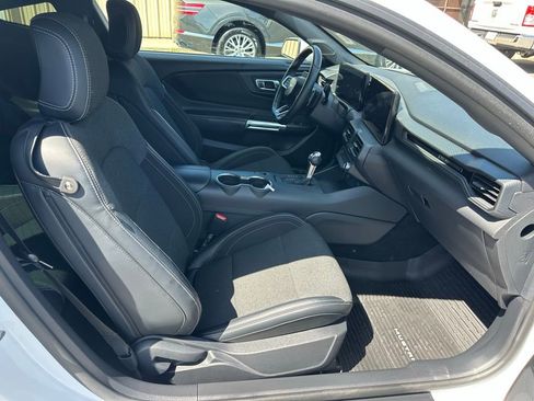 Used 2024 Ford Mustang GT RWD image 15