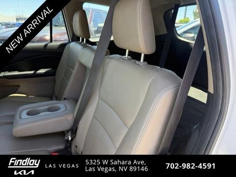 Used 2022 Honda Pilot EX-L image 6