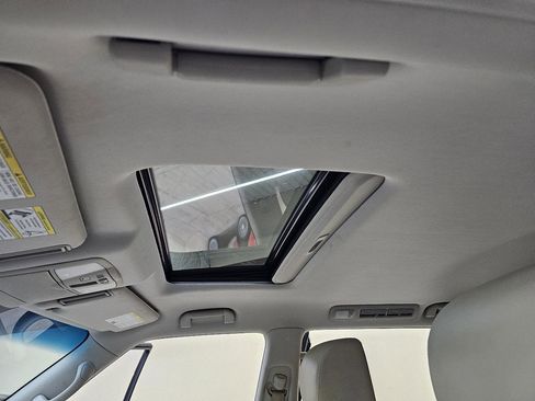 Used 2015 INFINITI QX80 4WD w/ 22" Wheel Package image 40