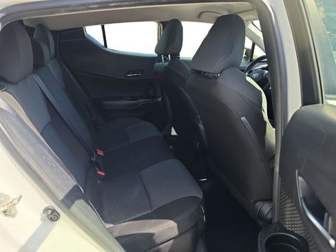 Used 2021 Toyota C-HR LE FWD image 22