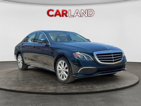 Used 2017 Mercedes-Benz E 300 4MATIC w/ Premium 1 Package image 9