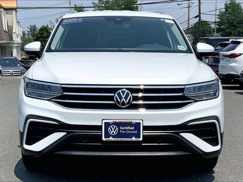 Used 2023 Volkswagen Tiguan SE FWD image 8