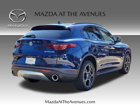 Used 2018 Alfa Romeo Stelvio Sport w/ Quick Order Package 22J Sport image 4