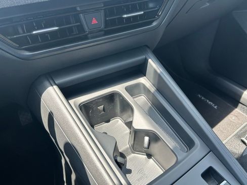 Used 2025 Volkswagen Tiguan S image 54