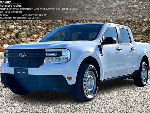 Used 2023 Ford Maverick XL image 1