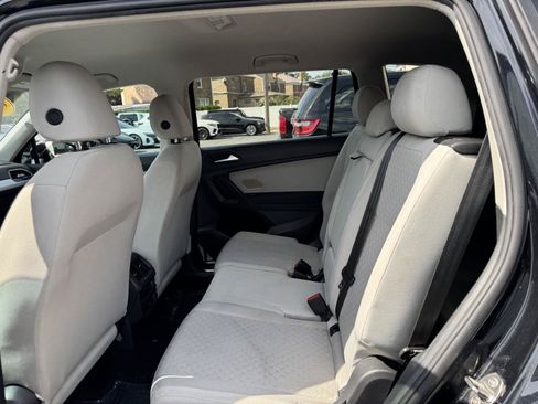 Used 2021 Volkswagen Tiguan S FWD image 28