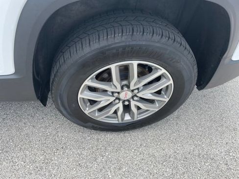 Used 2018 GMC Acadia SLE AWD/4WD image 18