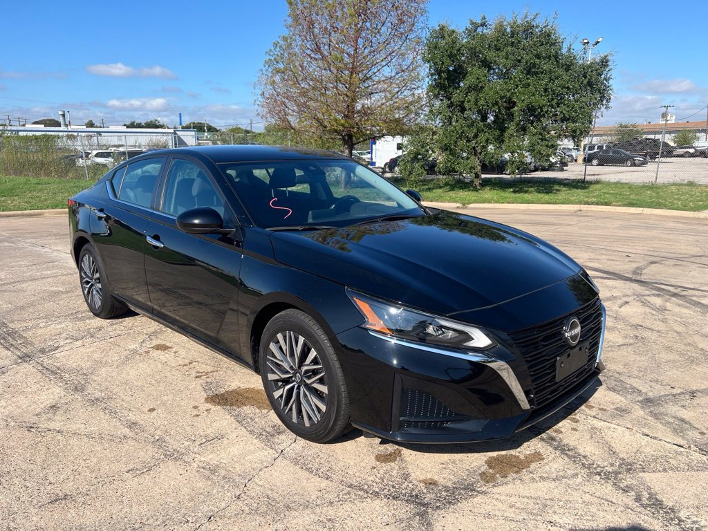 Used 2023 Nissan Altima 2.5 SV FWD image 22