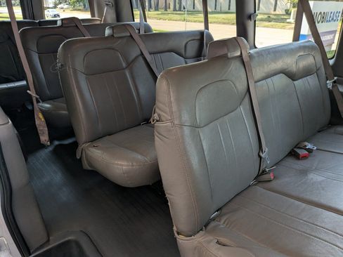 Used 2023 Chevrolet Express 3500 LS RWD image 14