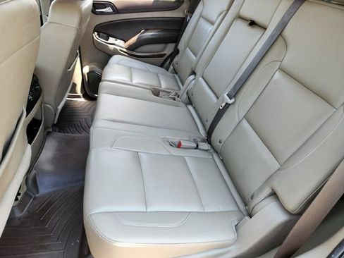 Used 2018 Chevrolet Tahoe LT w/ Off-Road Package AWD/4WD image 31