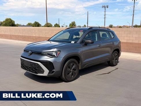 Used 2025 Volkswagen Taos S FWD image 1
