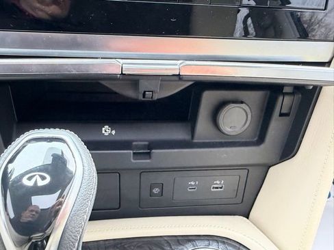 Used 2024 INFINITI QX80 Luxe w/ Cargo Package image 32
