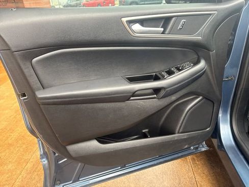 Used 2018 Ford Edge SEL w/ Equipment Group 201A image 14