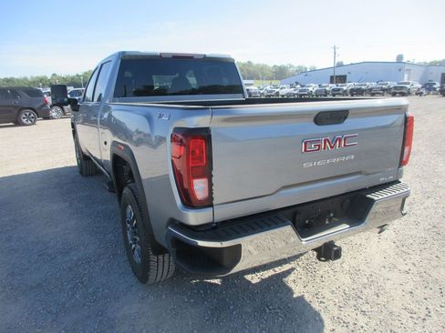 New 2026 GMC Sierra 2500 SLE w/ SLE Value Package; image 7